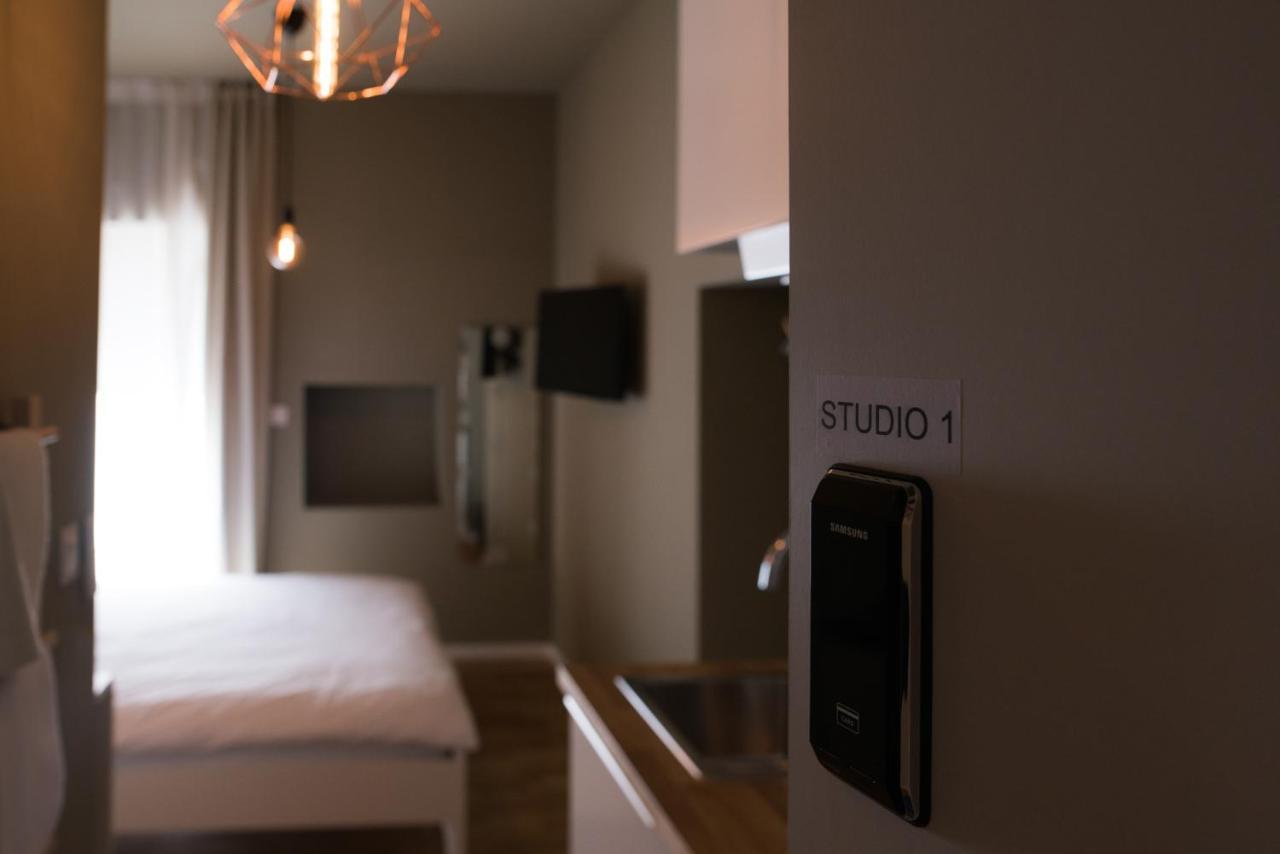 S&L1 Republic Zagreb Center Apartment Exterior photo
